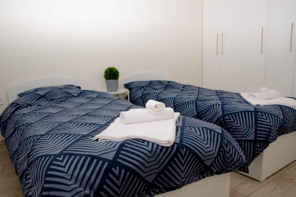 Super Luxurious & Spacious Designer Apartment. สตาราซาโกรา ภายนอก รูปภาพ