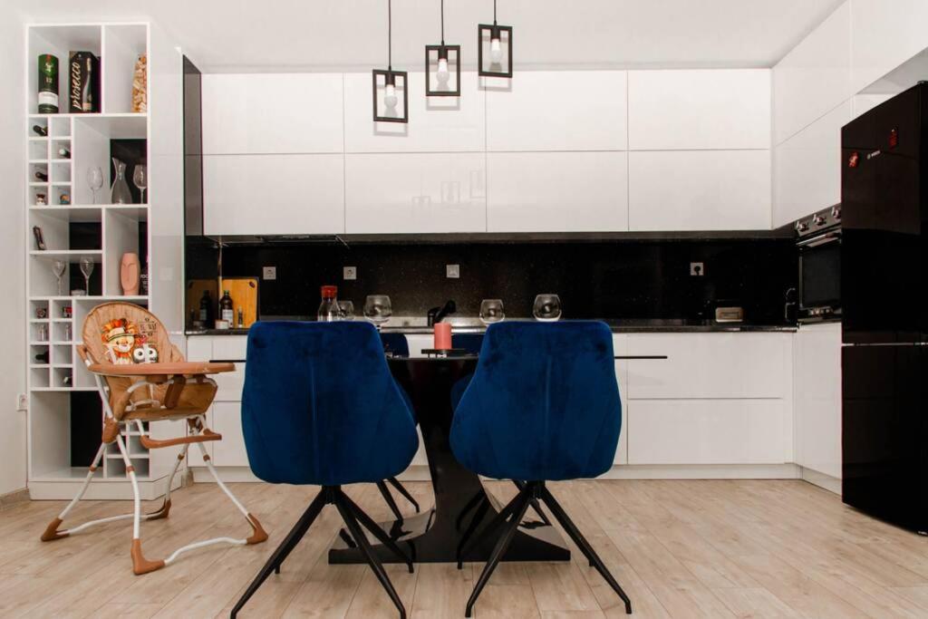 Super Luxurious & Spacious Designer Apartment. สตาราซาโกรา ภายนอก รูปภาพ