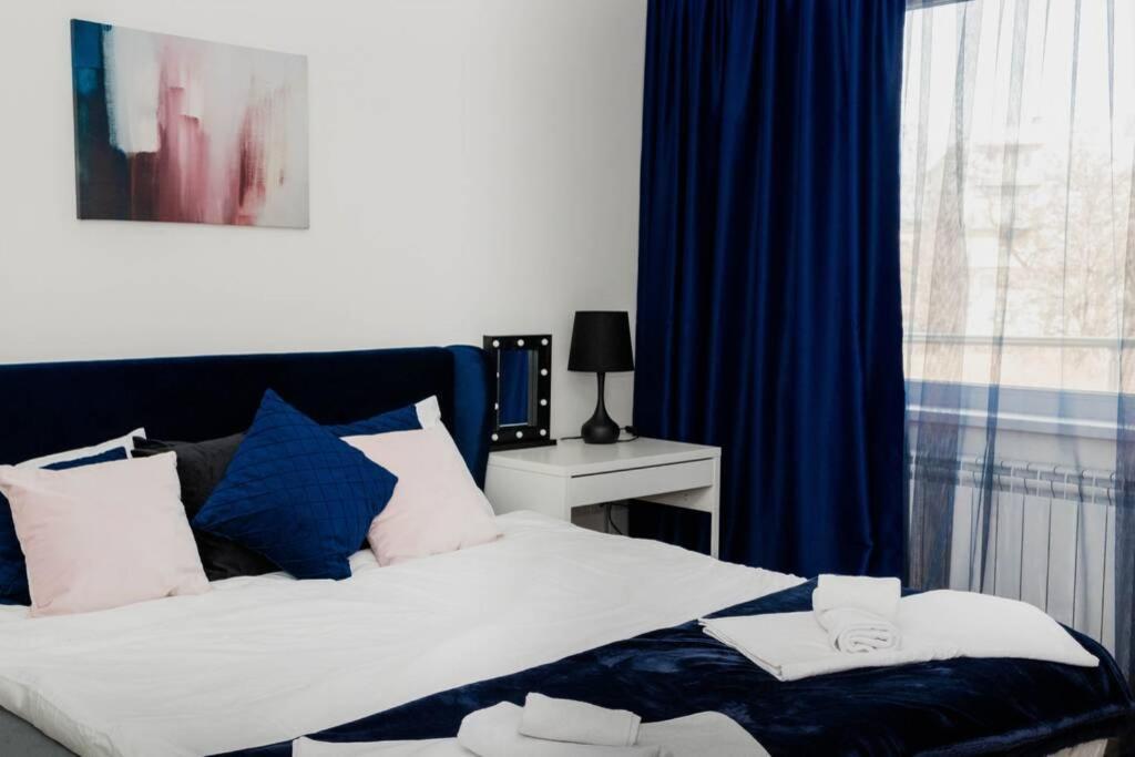 Super Luxurious & Spacious Designer Apartment. สตาราซาโกรา ภายนอก รูปภาพ