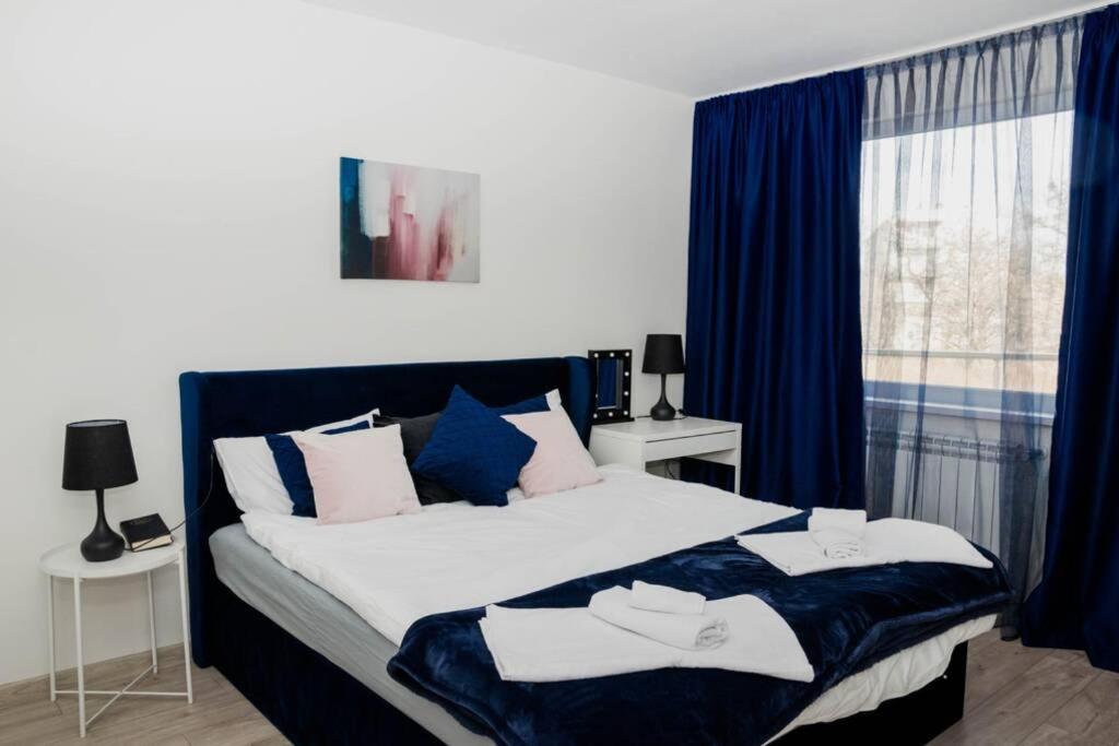 Super Luxurious & Spacious Designer Apartment. สตาราซาโกรา ภายนอก รูปภาพ